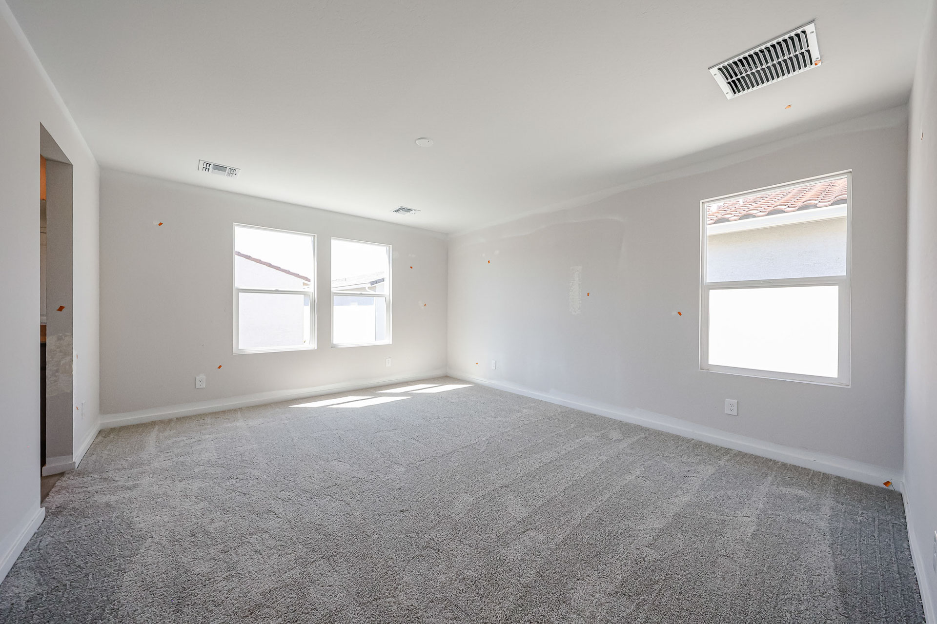 A room with windows.